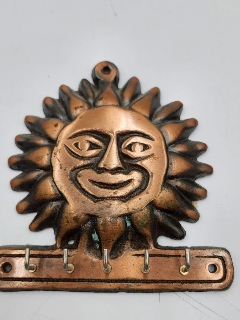 Old Dutch Decor Copper Sun Face Sunburst Wall Key Rack 5 Hooks Preowned Vintage